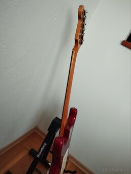 Fender Squier Classic Vibe 60s Stratocaster Candy Apple Red - 18