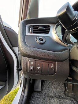 Kia Ceed SW 1.4 CVVT Silver - 18