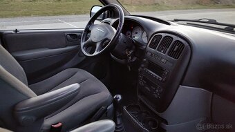 Chrysler Voyager 2.4i + LPG, manuál, r.v. 2006 - 18