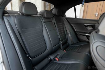 Mercedes-Benz C300d 4matic AMG line + odpočet DPH - 18