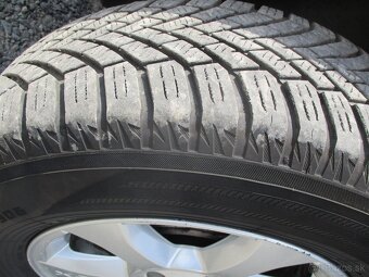 Volvo XC70 2,4D5 120KW Momentum Man. AWD 2012 DPH - 18