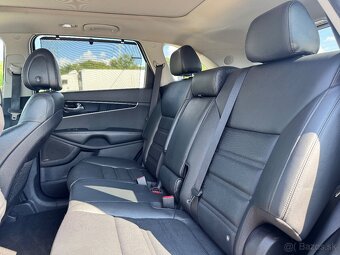 Kia Sorento 2.2 CRDi VGT 4WD ISG Platinum A/T - 18