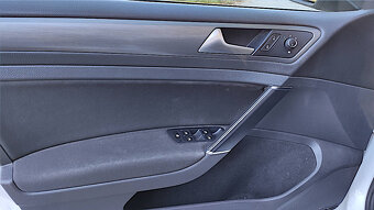 VW Golf Variant 2.0 TDI 150k Comfortline - 18