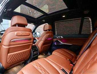 BMW X7 40d xDrive 259KW diesel, M SPORT PRO Individual - 18