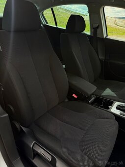 Volkswagen Passat B6 2.0 TDi - 18