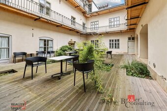 Najznámejší obchodný priestor v centre Štiavnice | Stabilný - 18