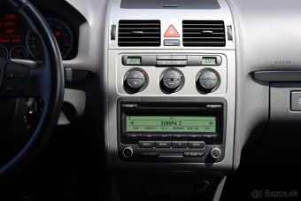 Volkswagen Touran 1.9 TDI Highline - 18