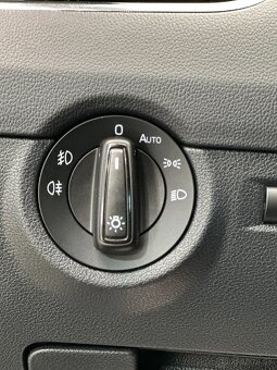 Škoda Octavia Combi 1.6 TDI 110k Style DSG - 18