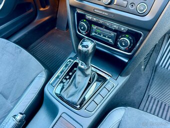 Škoda Superb Combi 2.0TDI DSG 170ps Business výbava Top Stav - 18