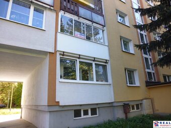 KARPATSKÁ: 3-izb. ZREKONŠT. a ZARIADENÝ byt s loggiou, 71 m2 - 18