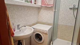 Ponúkame na predaj 2-izbový byt v centre mesta Novej Dubnici - 18