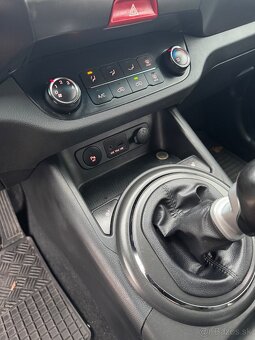 Kia Sportage 1.7CRDI 2WD - 18