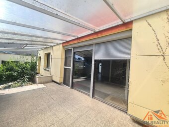 Na predaj dvojgeneračný rodinný dom Nové Zámky - 18