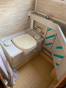 Predám karavan Fiat Ducato Talento 1.9 Td 60kW 146000km - 18