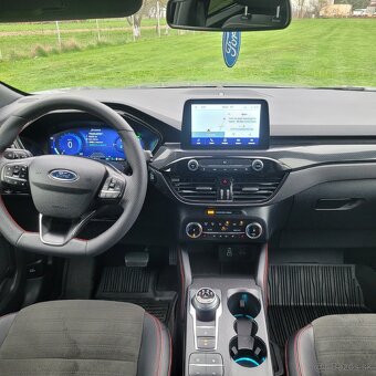 FORD Kuga PHE ST-Line X - 18