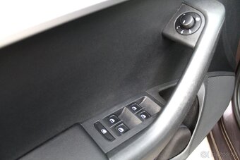 Škoda Octavia combi 1.6 TDI DSG - 18