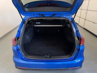 Kia Cee´d SW 1.5TGDI 118 kW Exclusive rv.11/2021 - 18