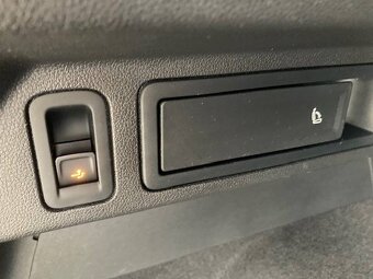 Volkswagen Tiguan 2.0TDI DSG 4x4,2023,51228 km,ODPOČET DPH - 18