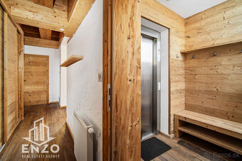 EXKLUZÍVNY STREŠNÝ APARTMÁN 120M2, VLASTNÁ GARÁŽ, APARTMANOV - 18