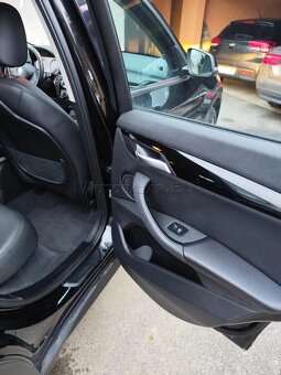 BMW X1 sDrive18d - 18