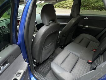 Predám Volvo V50 Momentum Sonic Blue 1.6D D4164T 2007 - 18