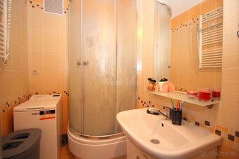 PREDAJ 3 izb BYT 74m2 s 2 balkónmi Bánovce n./B. - 18