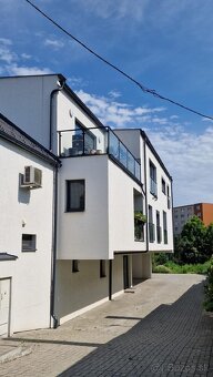 Nádherný veľký 4,5 izb. byt na prenájom - 18