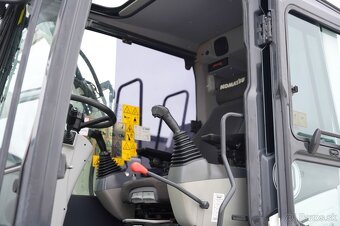 Kolový bagr KOMATSU PW148-11 - 18