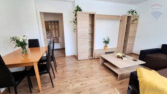 Moderný,  vkusne zariadený 3-izbový byt na prenájom – ul. Št - 18