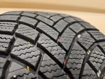 Špičkové zimné pneu Bridgestone - 205/50 r17 93H - 18