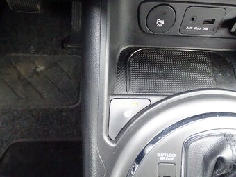 Kia Sportage 2.0 CRDi - 18