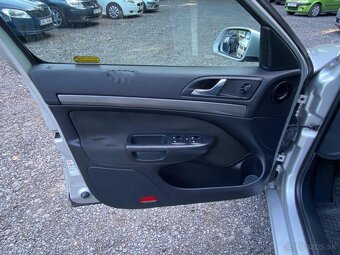Škoda Octavia 2.0 TDI 103kW 4x4 tažné klima 2007 ČR STK 4/27 - 18