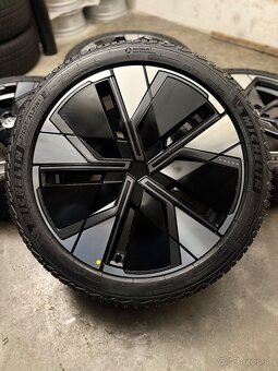 Nepoužitá zimná sada 5x108 R20 , 245/40/20 Volvo EX30 - 18