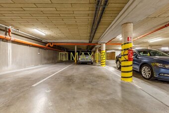 Priestranný byt v historickom centre Trnavy s možnosťou prer - 18