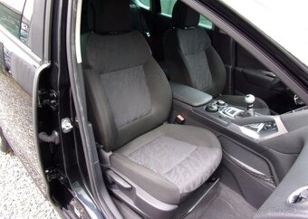 Peugeot 3008 2.0HDi 110kWMANUÁLPĚKNÝ VŮZ nafta manuál - 18