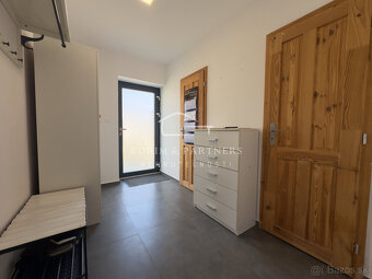 REZERVOVANÉ - Originálny rodinný dom na Leteckom poli,  Komá - 18