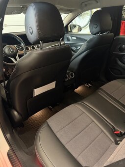 Mercedes-Benz E trieda Kombi 220d 4matic AMG - 18
