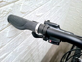 Ponúkam na predaj crossový bicykel Ctm Bora 2.0   28" - 18