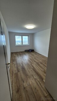 Prenájom 3i byt Námestovo 85 m2 - 18