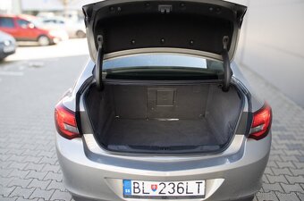 Opel Astra, servisní knížka, 100% stav - 18