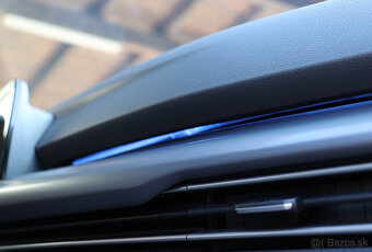 Volkswagen Golf 8 1.5 eTSI DSG Highline - 18