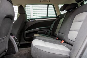 Škoda Superb Combi 2.0 TDI 4x4 DSG - 18