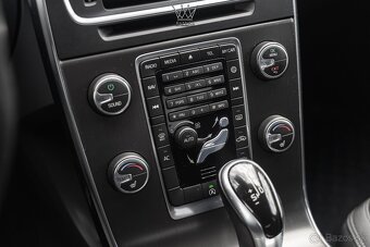 Volvo S60 D4 2.0L Drive-E Kinetic Geartronic - 18