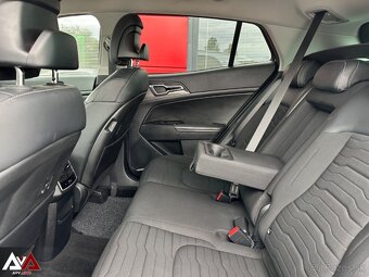 Kia Sportage 1.6 T-GDi mHEV 4WD A/T Platinum, v Záruke, SR - 18