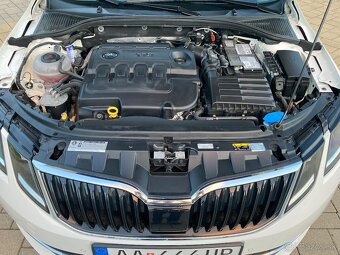 SKODA OCTAVIA COMBI III 2.0 TDi 150PS 6 DSG SPORTLINE 2019 - 18
