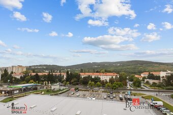 GUTHAUS | Štýlový 2-izbový byt s lodžiou, Karpaty a MHD na d - 18