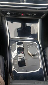 BMW 320xd M-packet,X-DRIVE,140KW,2024,AUTOMAT,V ZARUKE - 18