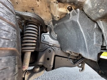 Toyota Land cruiser 120 3,0 D-4D 122KW pôvodný lak,dovoz IT - 18