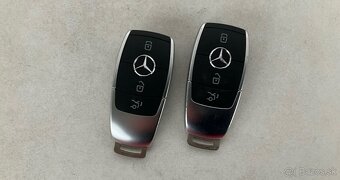 Mercedes benz A 250e - 18