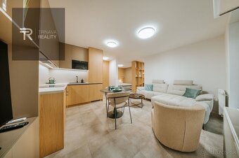 CENTRUM MESTA TRNAVA, KOMPLETNE ZARIADENÝ BYT NA KAPITULSKEJ - 18
